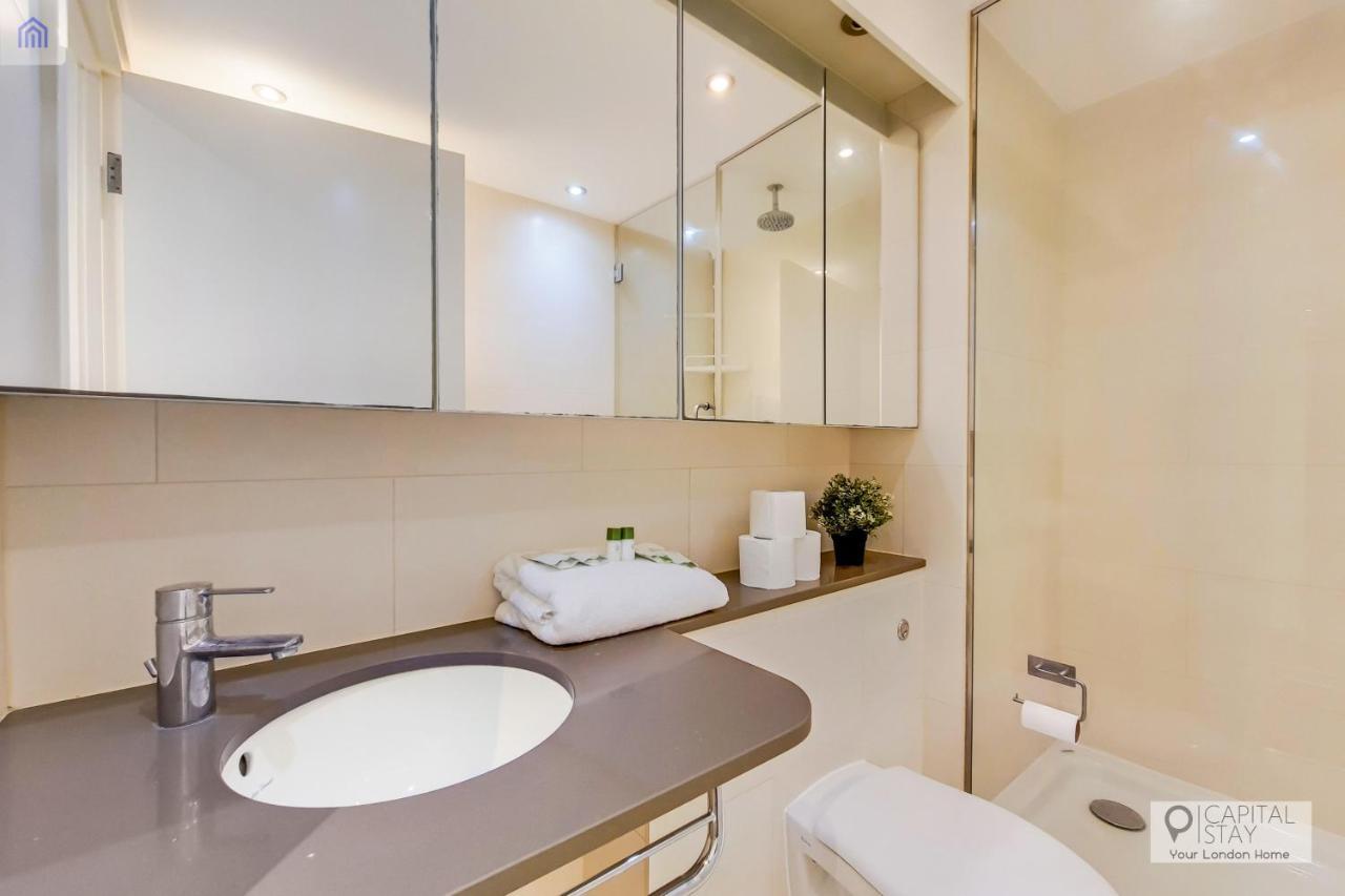 Two Bedroom Apartment - London Excel Stays מראה חיצוני תמונה