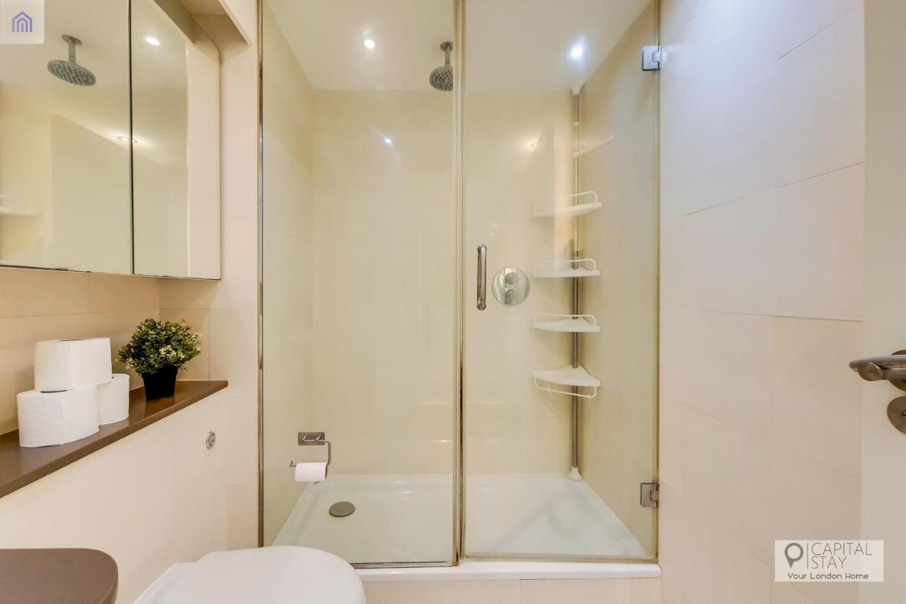Two Bedroom Apartment - London Excel Stays מראה חיצוני תמונה