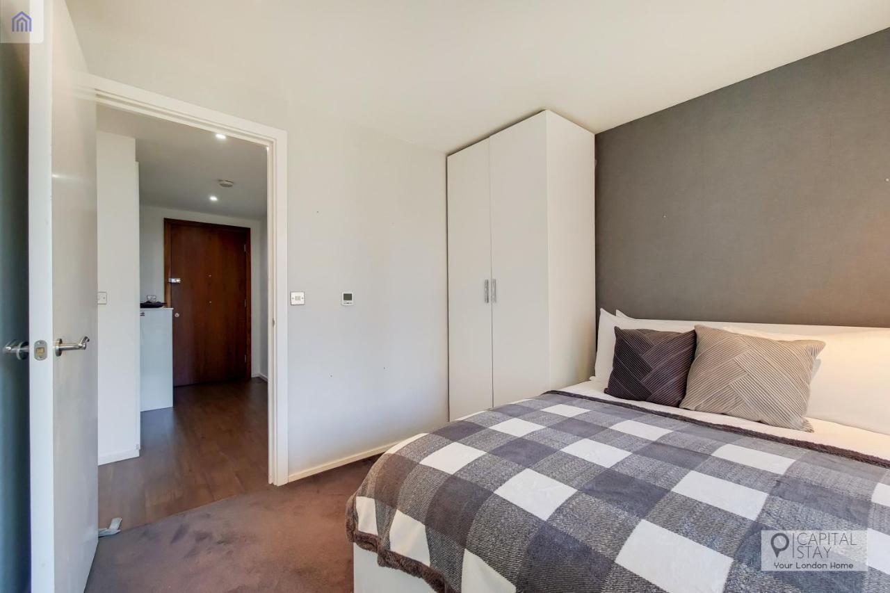 Two Bedroom Apartment - London Excel Stays מראה חיצוני תמונה