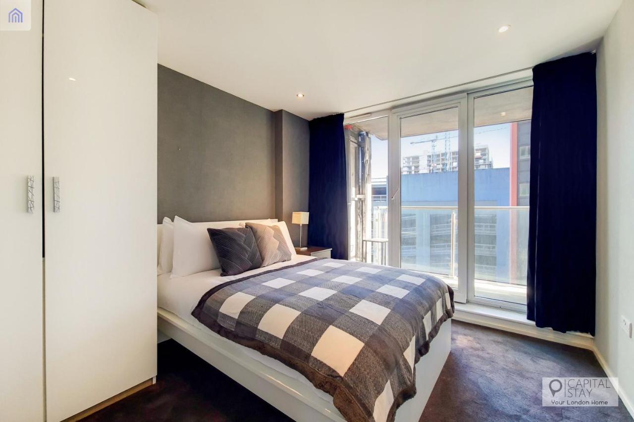 Two Bedroom Apartment - London Excel Stays מראה חיצוני תמונה